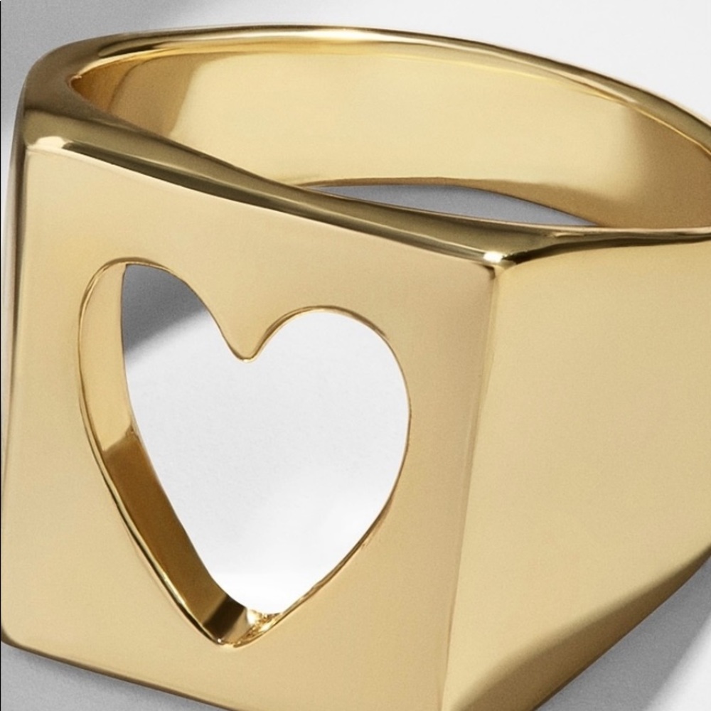 Women’s ring